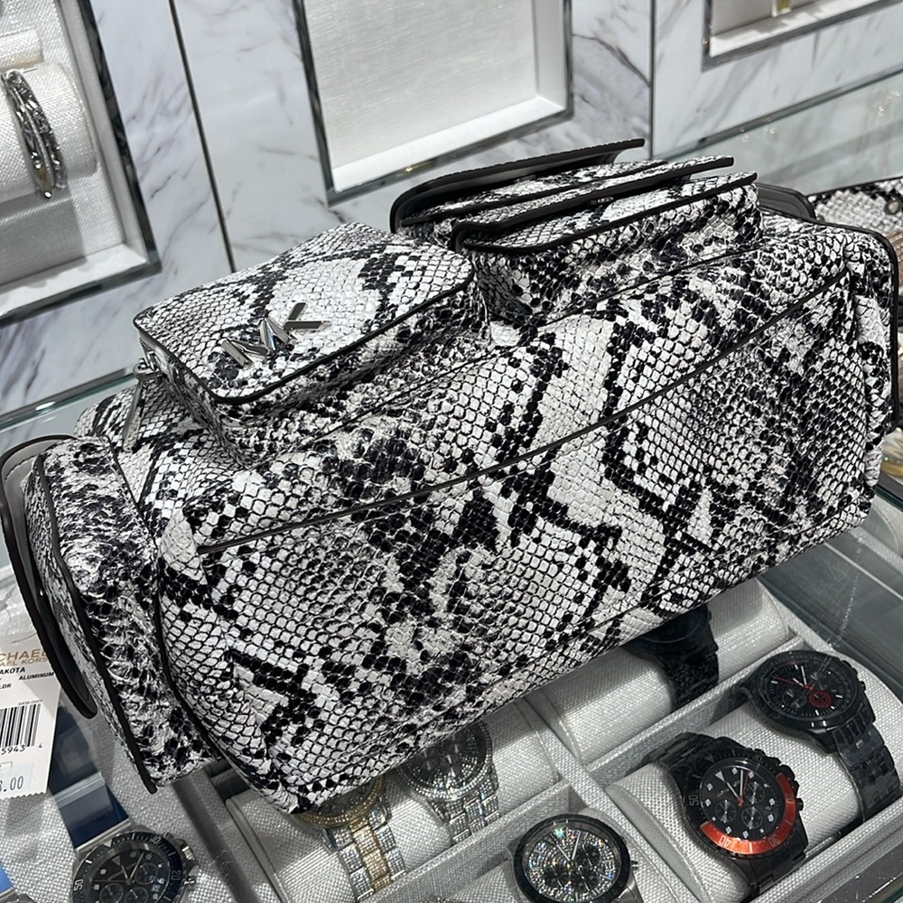 MICHAEL KORS Dakota Medium Snake Embossed Leather Pocket Shoulder Bag
ALUMINUM - Picture 6 of 16